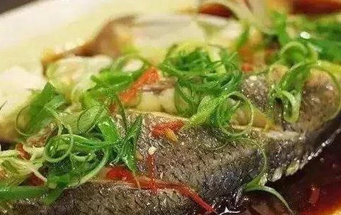法瑞集成灶，清蒸魚的正確做法，讓食物原汁原味有營養(yǎng)。